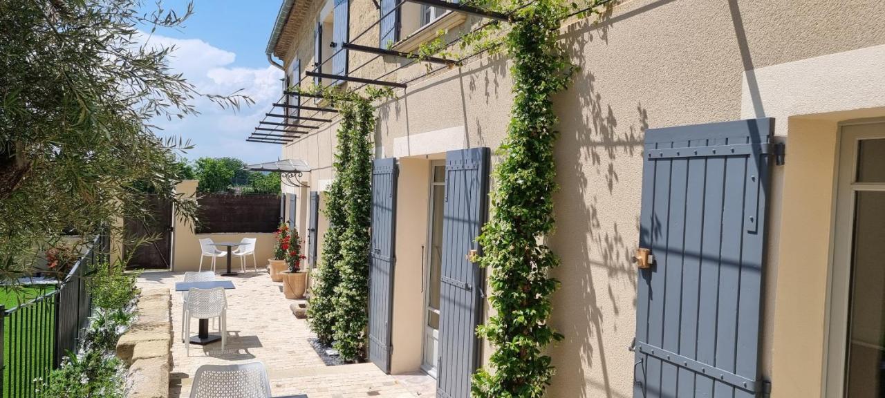 Le Petit Eden Saint-Quentin-la-Poterie Exterior foto