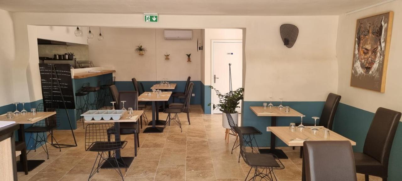 Le Petit Eden Saint-Quentin-la-Poterie Exterior foto